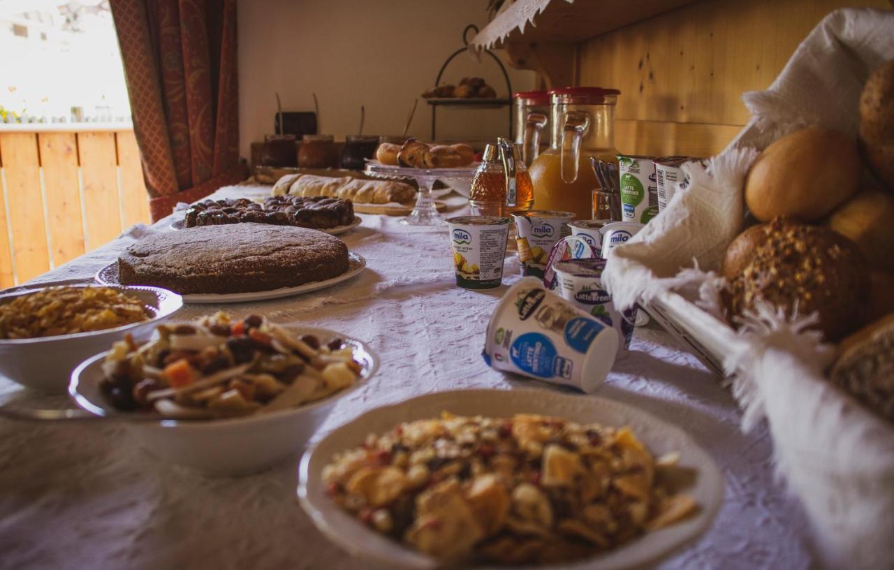 Hotel Garni La Soldanella Madonna Zewnętrze zdjęcie